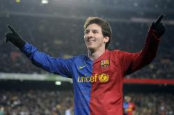 亚洲杯转会风云：热刺盯上锋线强援，纳达尔或成交易筹码