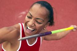 生死战德甲焦点战！AC米兰迎战上海申花，横扫或上演